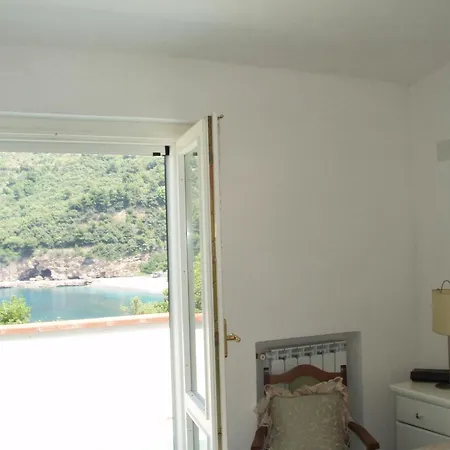 With Breathtaking Sea View *